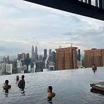 Lucentia Residence Kuala Lumpur By Infinity Pool Suite